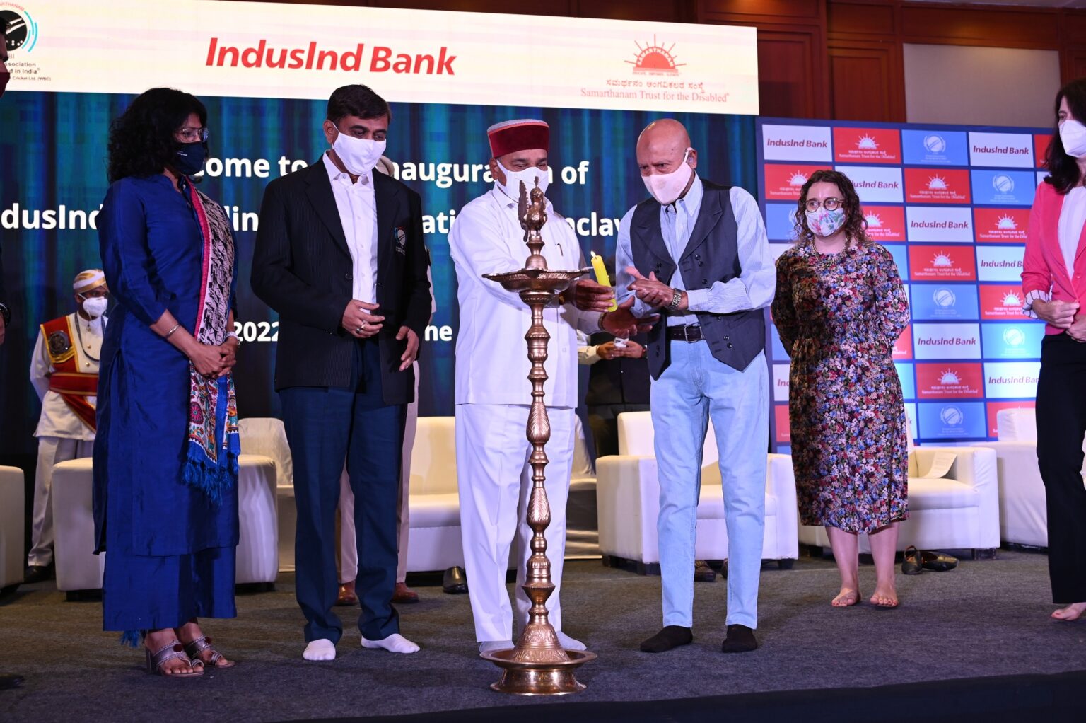 Hon’ble Governor of Karnataka Shri Thaawar Chand Gehlot inaugurated the IndusInd Bank Blind Cricket National Conclave -2022