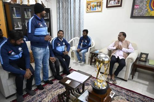 Shri Annasaheb Shankar Jolle, Member of parliament congratulated Blind Cricket World Cup Players-6